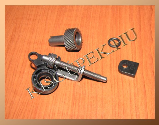 Láncfeszítő Makita DCS3500, DCS3501, DCS4301, EA3201A, EA3500S, EA4300F, PS350