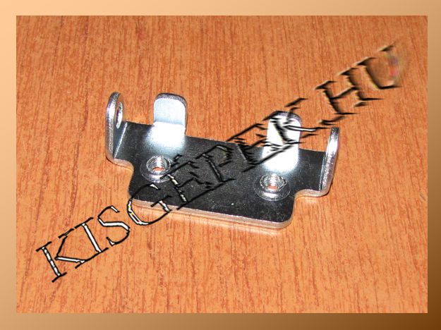 Rögzítő fül Makita PLM, ELM4612, oldalkidobó fedélhez