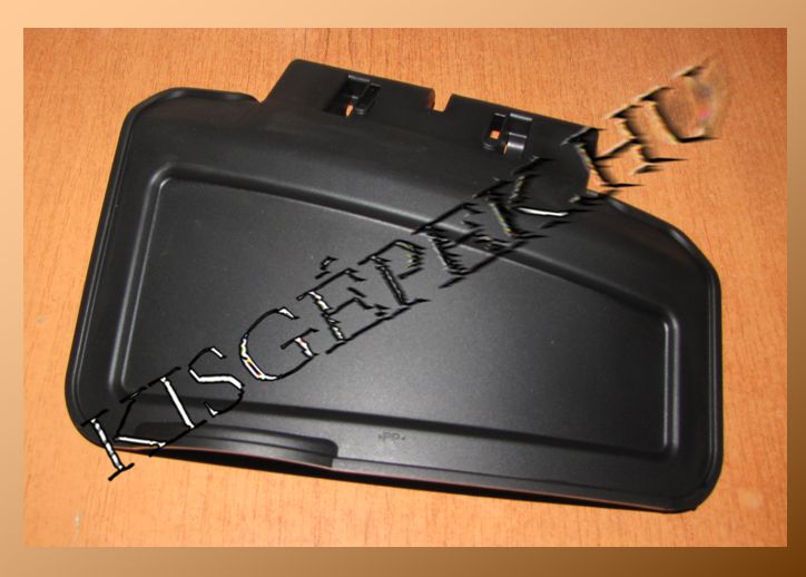 Oldalkidobó fedél Makita DLM532