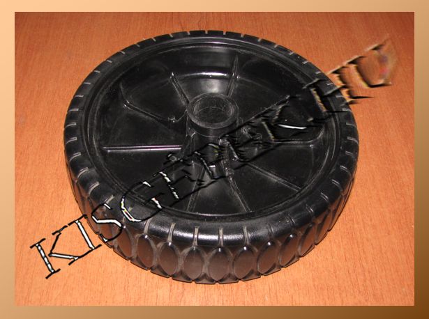 Fűnyíró kerék Makita PLM4810, PLM4811, PLM4812, PLM4813, hátsó, 210mm